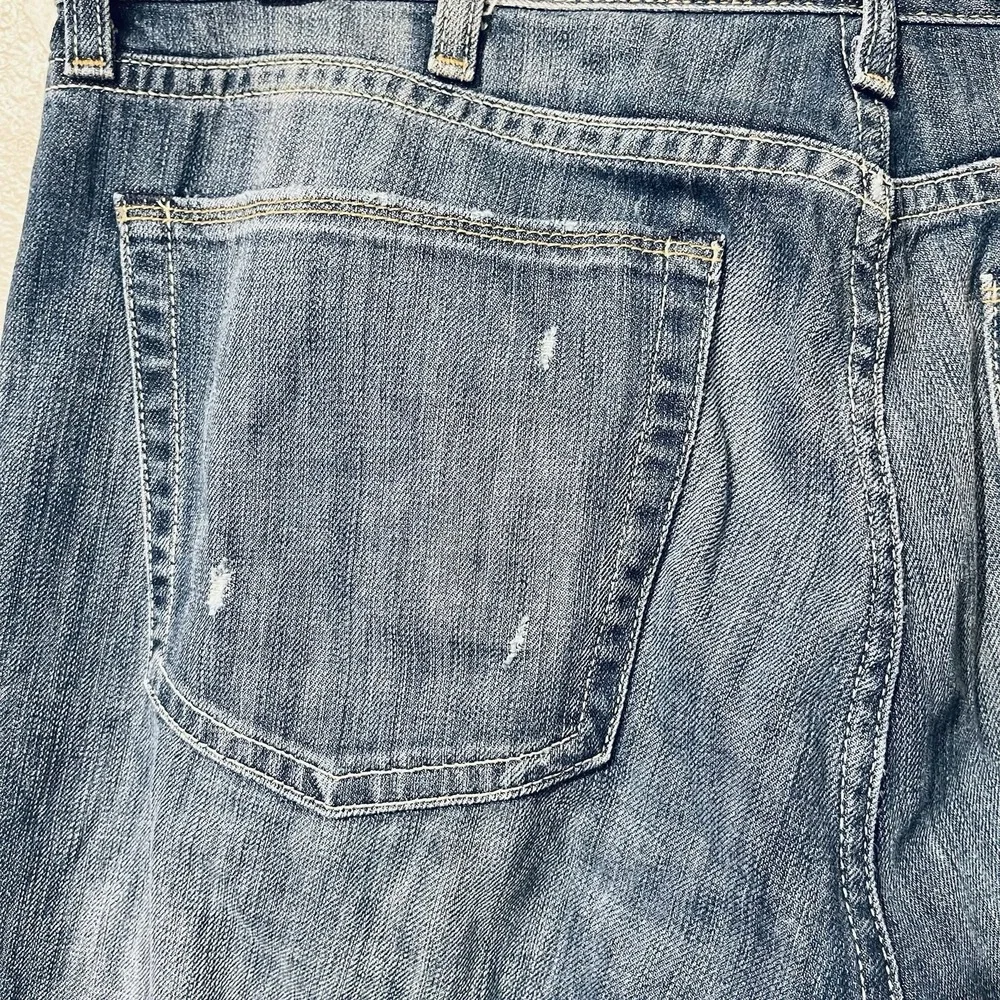 Cremieux Jeans Distressed Straight Wide Leg Relaxed Fit Men's Size 38/30 ( 28!!)